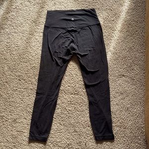 Well Loved lululemon Align 7/8